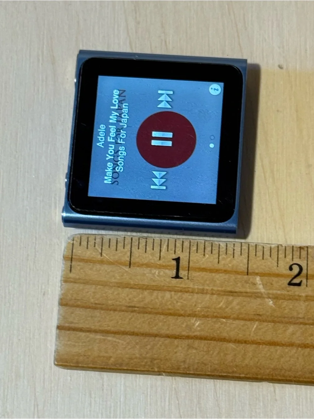 iPod Nano 6thGen 8GB Blue Model:A1366 Tested Good Batt w/Char-722Songs Read Blw!
